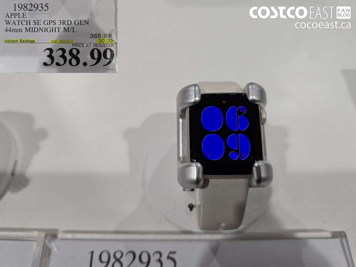 1982935 APPLE WATCH SE GPS 3RD GEN 44mm MIDNIGHT M/L ($30.00 INSTANT SAVINGS EXPIRES ON 2026-02-11) $338.99