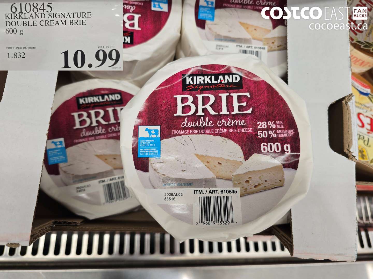 610845 KIRKLAND SIGNATURE DOUBLE CREAM BRIE 600 G $10.99