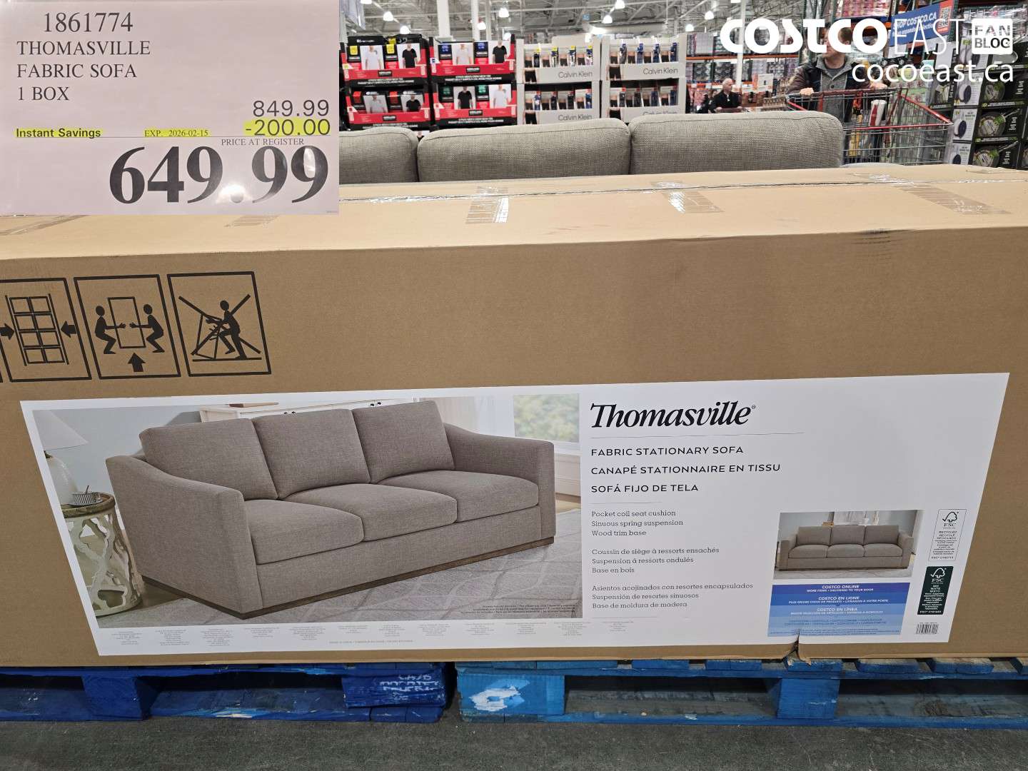 1861774 THOMASVILLE FABRIC SOFA 1 BOX ($200.00 INSTANT SAVINGS EXPIRES ON 2026-02-15) $649.99