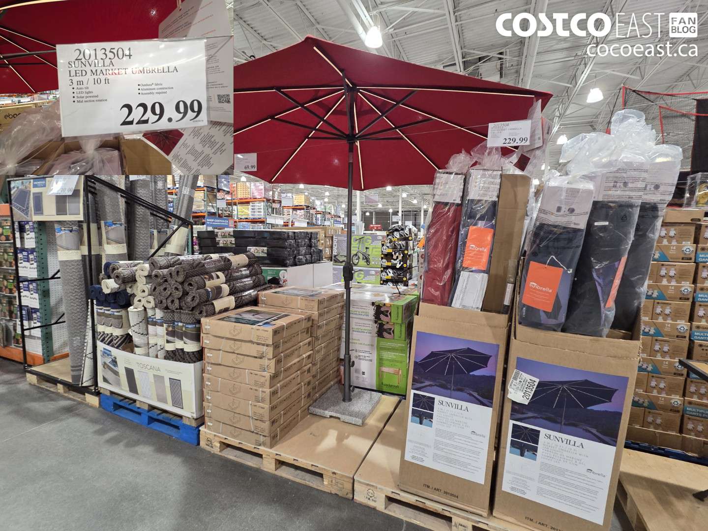 2013504 SUNVILLA LED MARKET UMBRELLA 3 M / 10 FT $229.99