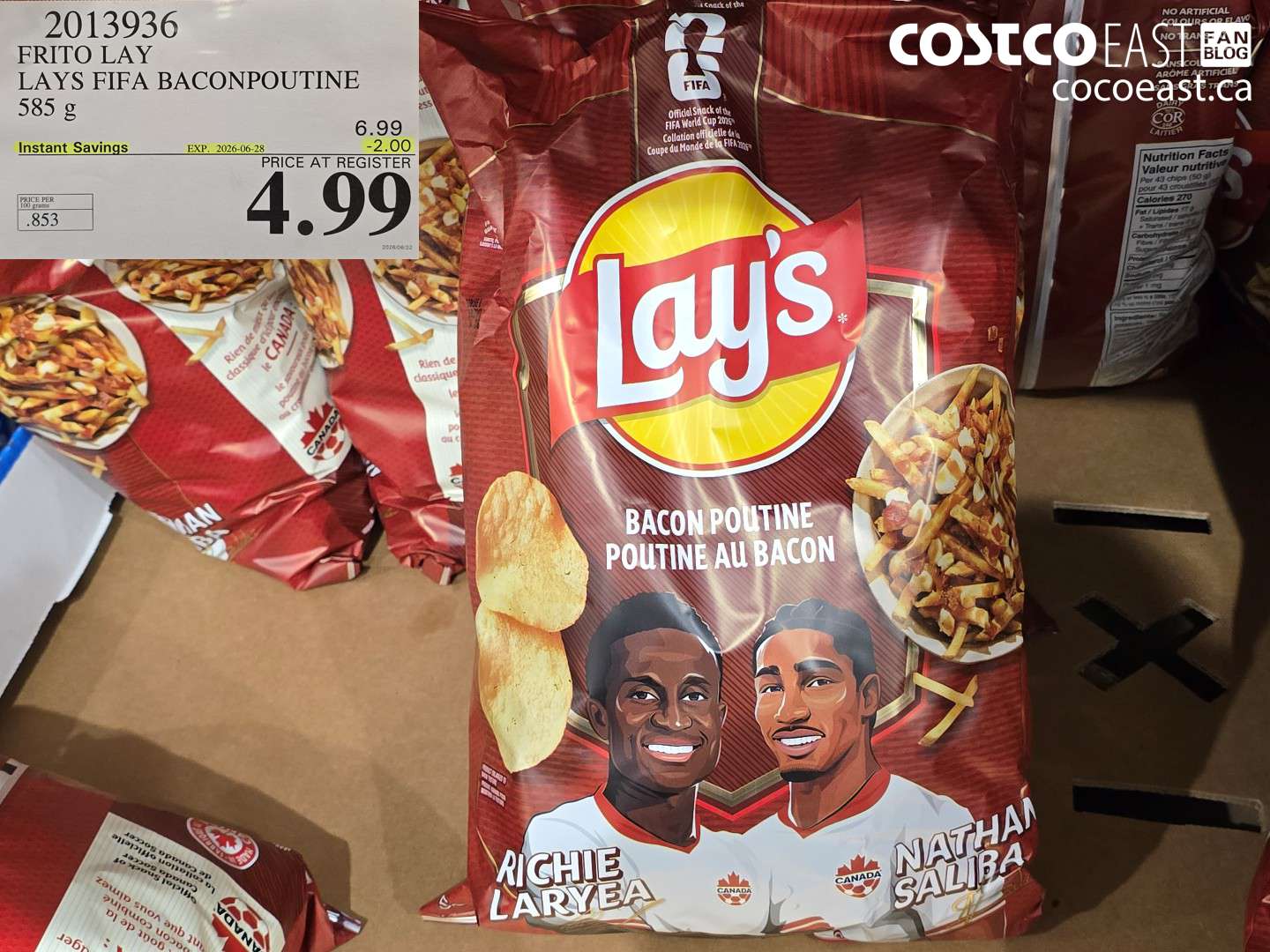 2013936 FRITO LAY LAYS FIFA BACONPOUTINE 585 G ($2.00 INSTANT SAVINGS EXPIRES ON 2026-06-28) $4.99