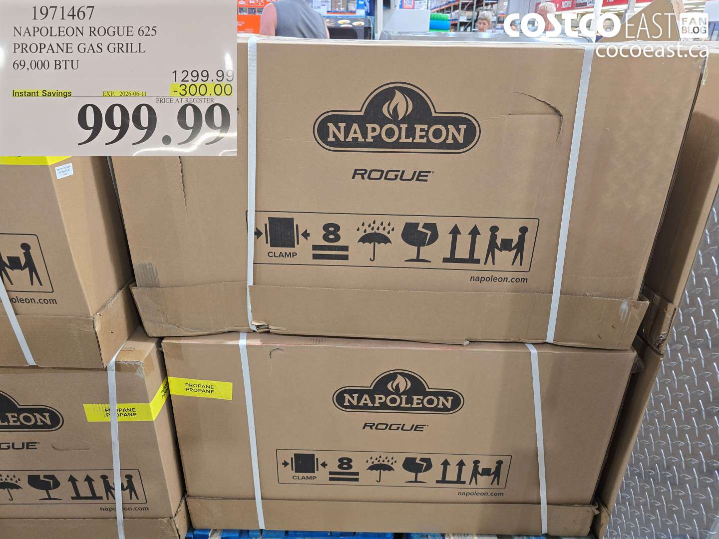 1971467 NAPOLEON ROGUE 625 PROPANE GAS GRILL 69,000 BTU ($300.00 INSTANT SAVINGS EXPIRES ON 2026-06-11) $999.99