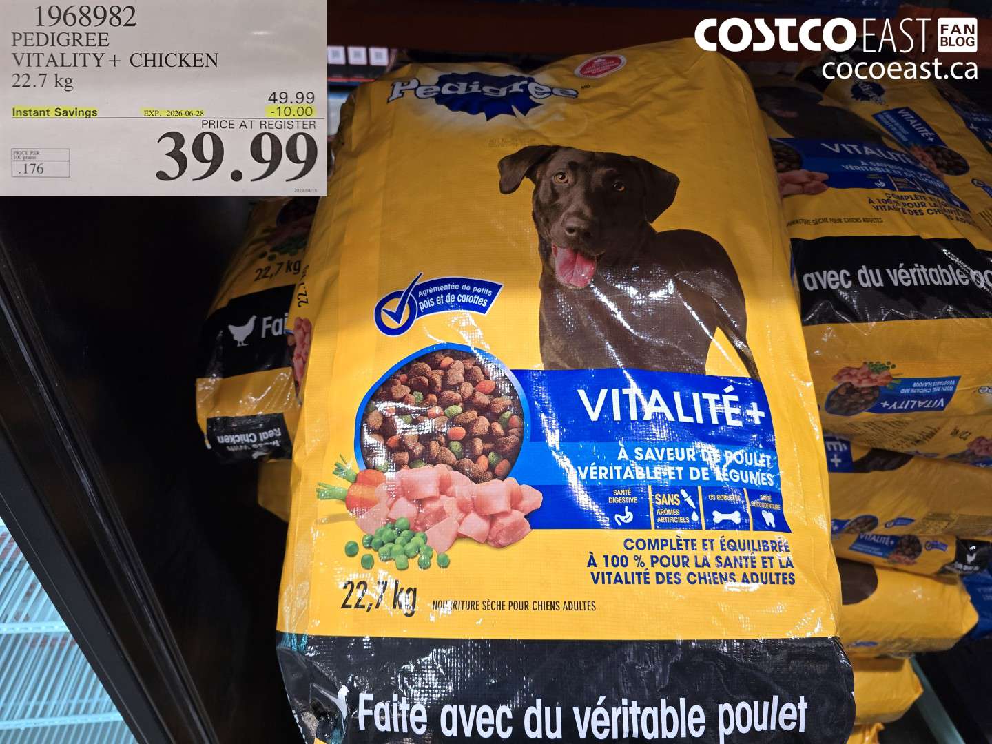 1968982 PEDIGREE VITALITY + CHICKEN 22.7 KG ($10.00 INSTANT SAVINGS EXPIRES ON 2026-06-28) $39.99
