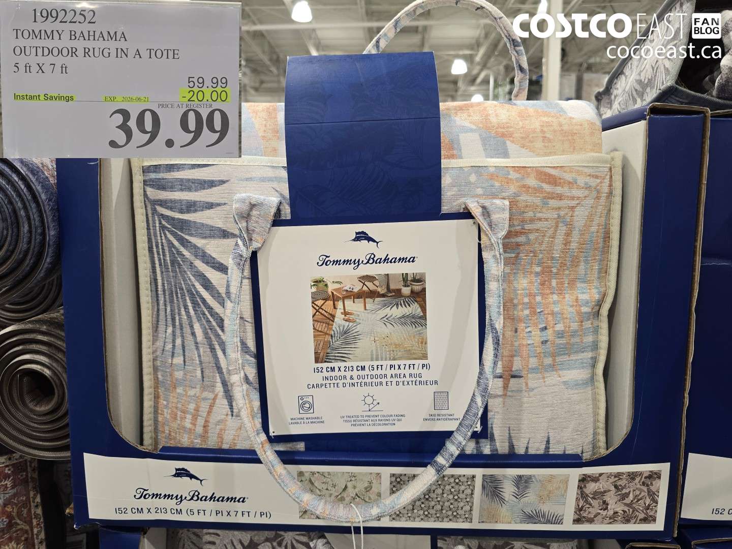 1992252 TOMMY BAHAMA OUTDOOR RUG IN A TOTE 5 FT X 7 FT ($20.00 INSTANT SAVINGS EXPIRES ON 2026-06-21) $39.99