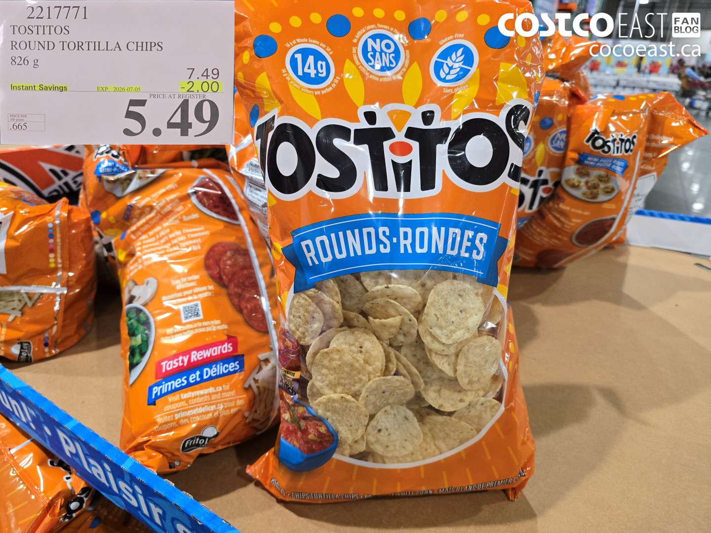 2217771 TOSTITOS ROUND TORTILLA CHIPS 826 G ($2.00 INSTANT SAVINGS EXPIRES ON 2026-07-05) $5.49