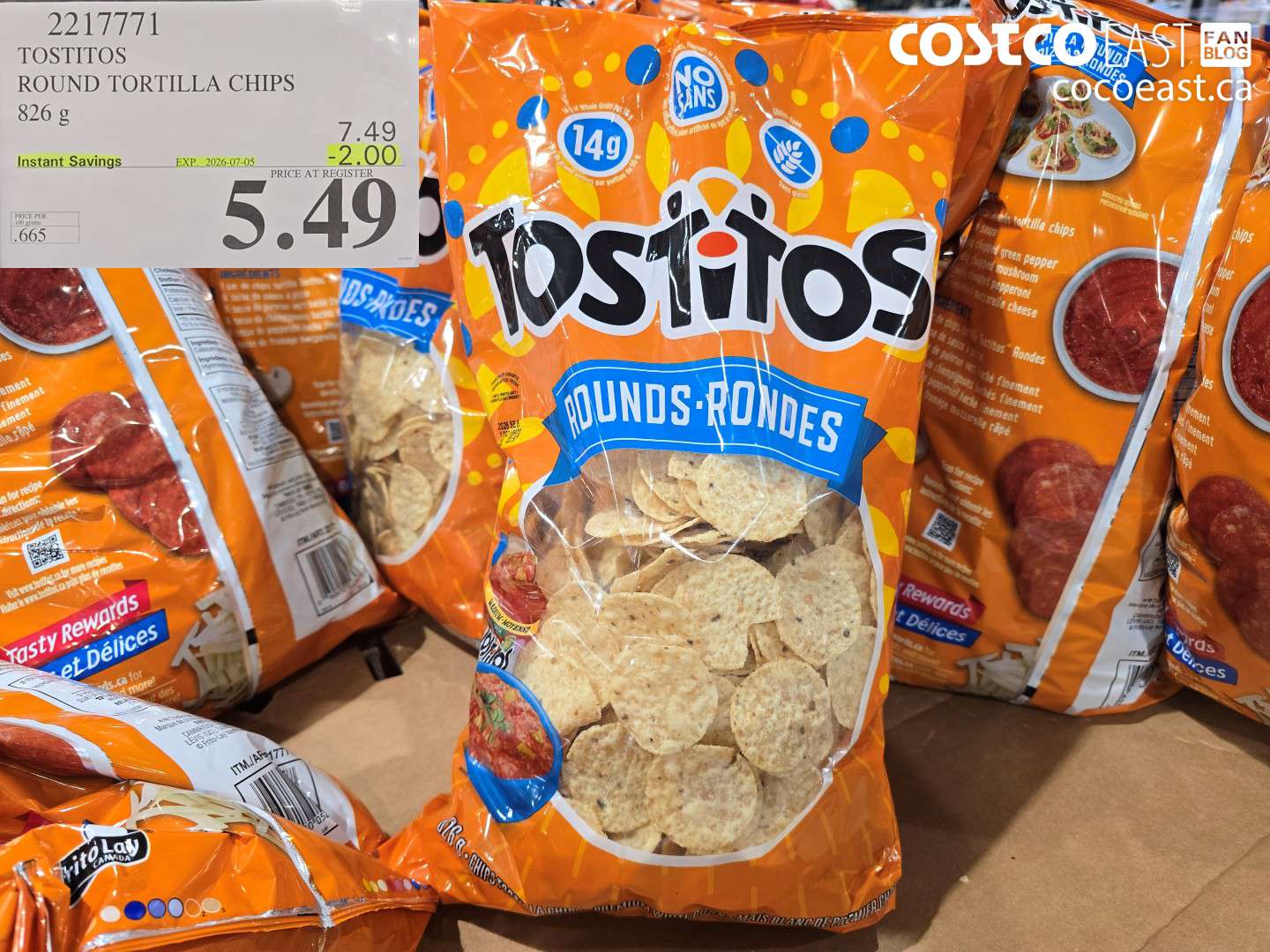 2217771 TOSTITOS ROUND TORTILLA CHIPS 826 G ($2.00 INSTANT SAVINGS EXPIRES ON 2026-07-05) $5.49