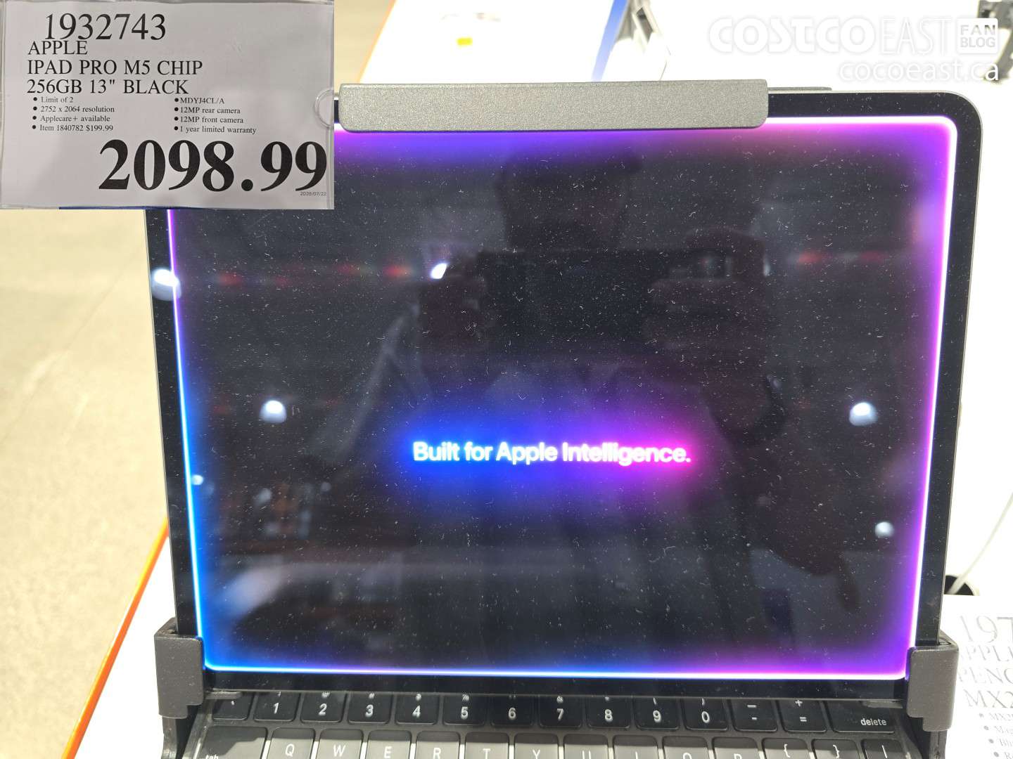 1932743 APPLE IPAD PRO M5 CHIP 256GB 13