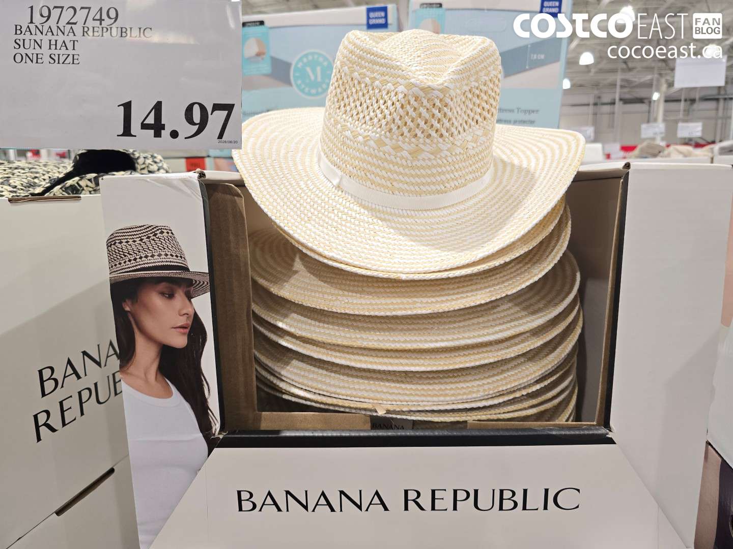 1972749 BANANA REPUBLIC SUN HAT ONE SIZE $14.97