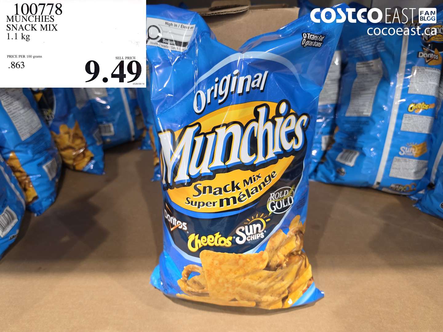 100778 MUNCHIES SNACK MIX 1.1 KG $9.49