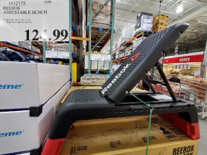 1412175
REEBOK
ADJUSTABLE BENCH
® INCLINE, DECLINE, FLAT
STORAGE COMPARTMENT
$124.99