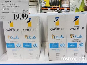 1375575
GARNIER OMBRELLE
KIDS SUNSCREEN SPF60
2x 200 mL 
EXPIRY DATE:, 2021-04-11 
$19.99
