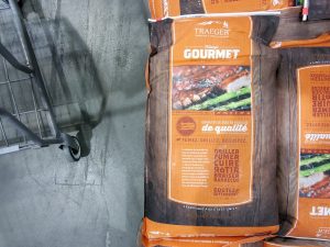 Traeger hardwood pellets